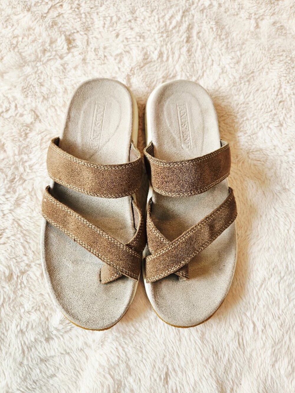 Lands' End Women's Suede Slide Sandals Cross-strap Toe-loop/Thong Style Sz 7,5B